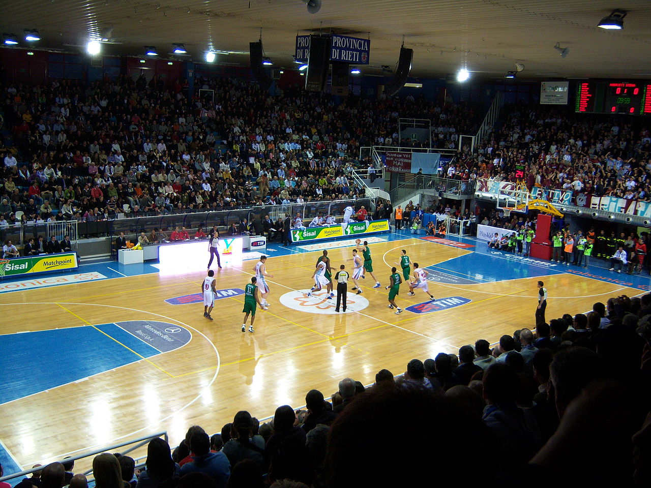 Riapertura del PalaSojourner: L’appello del sindaco per le famiglie