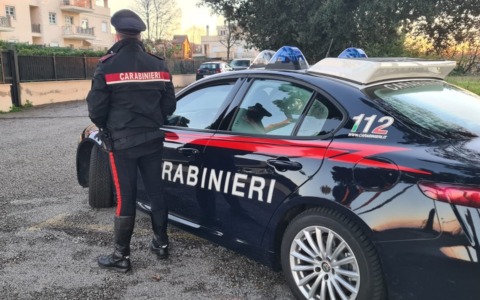 Arrestata e rinchiusa a rebibbia una donna di 53 anni per maltrattamenti alla madre