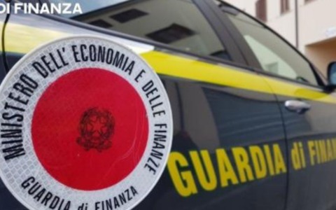 Guardia di Finanza scopre attività ricettive non autorizzate, elevate multe per oltre 60.000 euro e quattro denunce