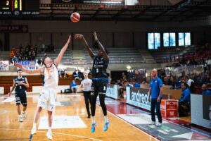 La Benacquista Latina sfida Imola in trasferta