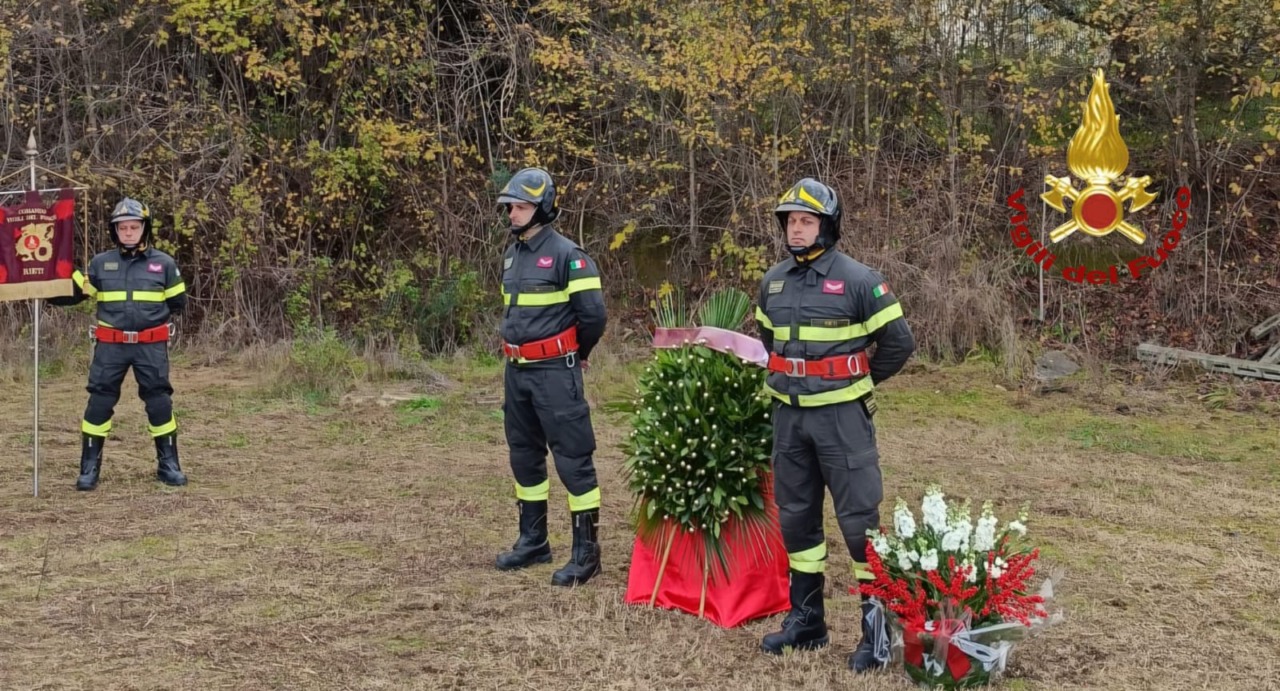 Una corona per Stefano Colasanti: il ricordo lungo la Salaria a sette anni dalla tragedia