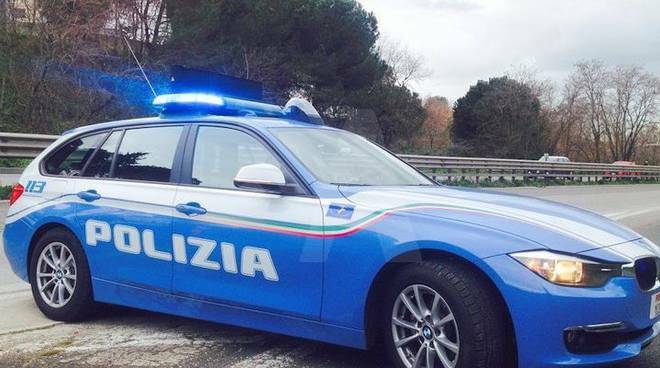 Arrestato un tassista con 10 chili di hashish sull’A1