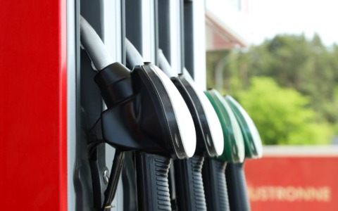 Prezzi dei carburanti in aumento a Rieti: il gasolio raggiunge i 2,07 euro al litro